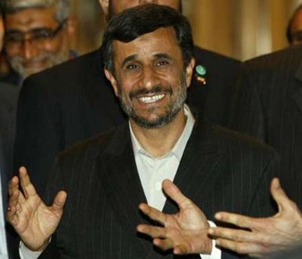 Ахмадинеджад обявен от Иран за суперзвезда