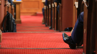 Закопчаха измамник представял се за депутат адвокат и съдия и