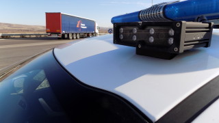 Пътна полиция проверява шофьорите за употребата на алкохол наркотични вещества