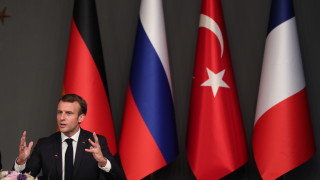 Френският президент Еманюел Макрон предупреди за възход на популизма и