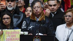 Колумбийският президент вижда реална военна заплаха от САЩ срещу страната му