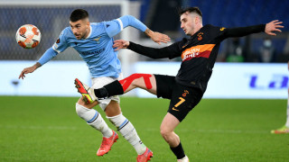 Арсенал и Тотнъм проявяват сериозен интерес към халфа на Галатасарай