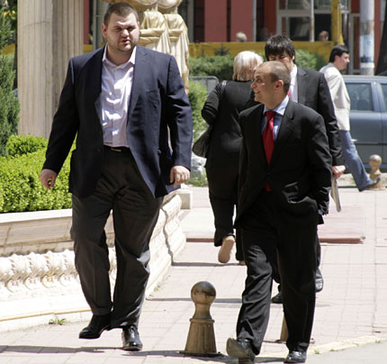 Пеевски се отказва от мястото на евродепутат, министър ще го замести