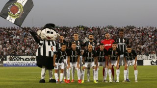 Защитникът на Локомотив Пловдив Стивън Езе вече е в хотела