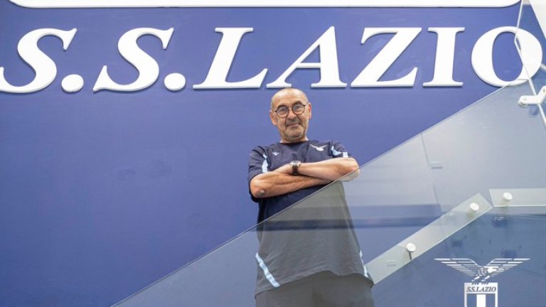 Лацио официално представи новия си треньор - Маурицио Сари. Той