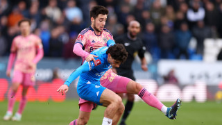 Мениджърът на Лийдс Даниел Фарке засипа с похвали българския