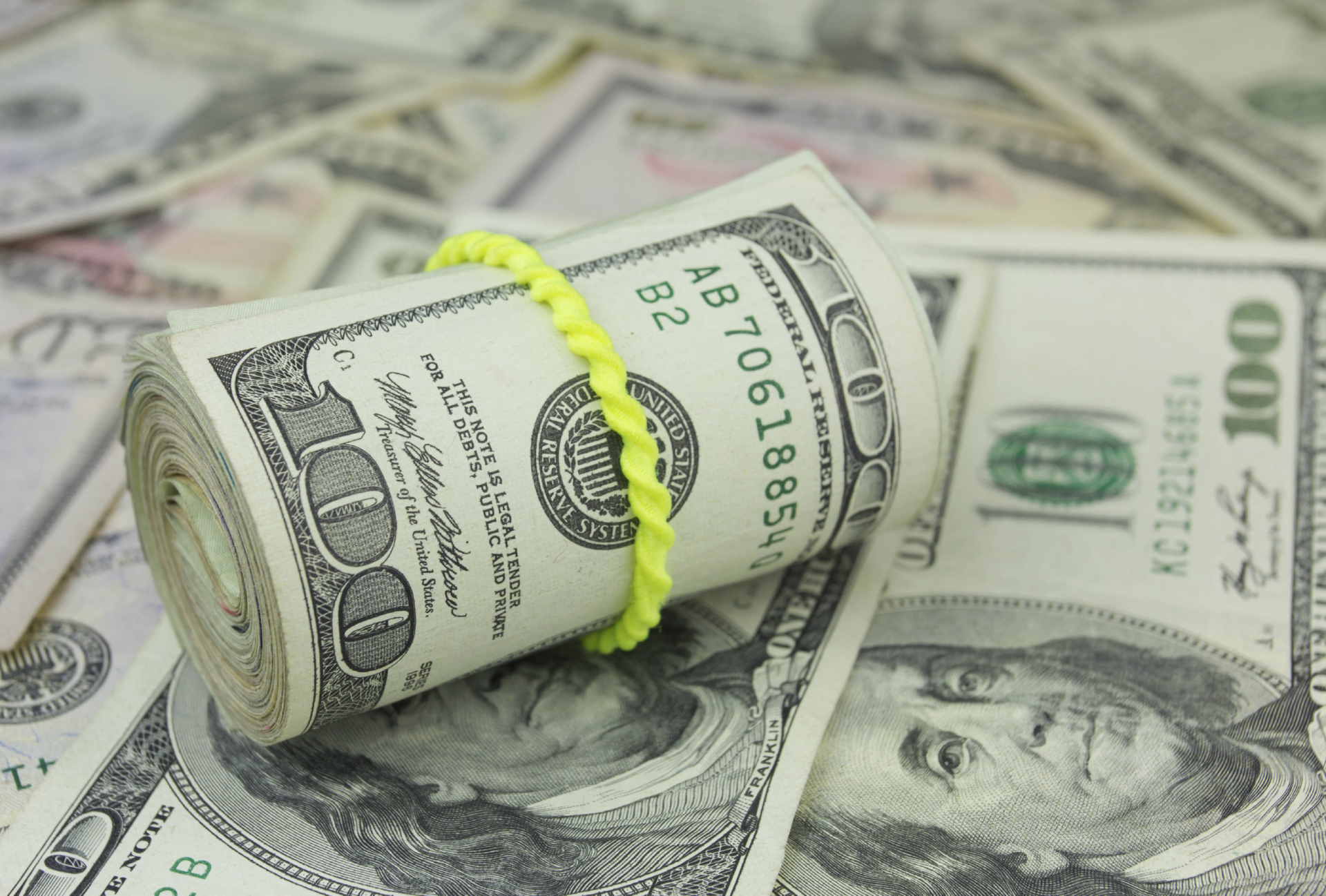 Доларът отново расте