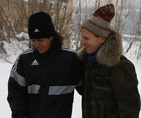 Фенове на Бешикташ искат Том на "Инюню"