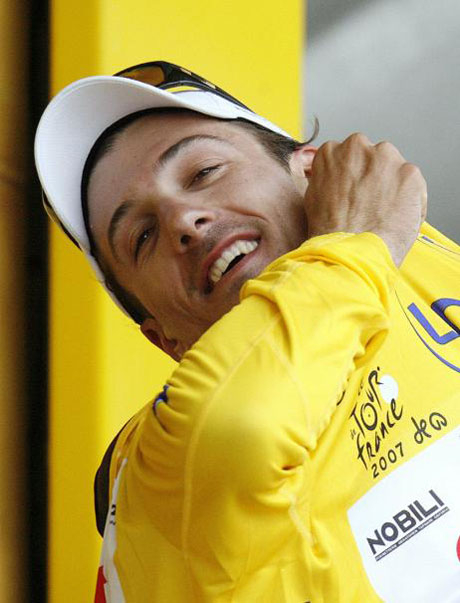 "Тур дьо Франс": Канчелара облече жълтата фланелка