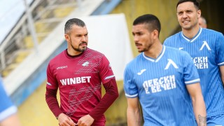 Левски и Септември София играят при резултат 3 2 в контролна