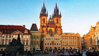 Чехия въведе ограничения за придвижването на неакредитирани в страната служители