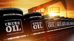 Цената на петрола Brent се задържа под $80 за барел