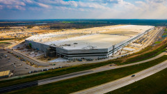 Смъртоносно пресичане при Tesla не вещае нищо добро за компанията