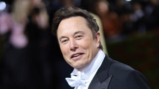 Американският предприемач шефът на Tesla и SpaceX Илон Мъск си