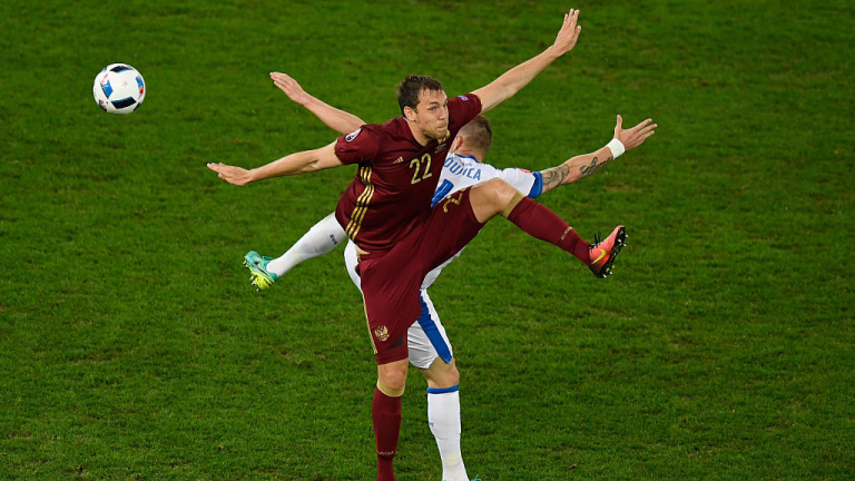 Русия и Турция заравят томахавките чрез футбола!