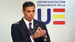 Испанският премиер Педро Санчес заяви в събота че подкрепя предоставянето