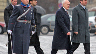 Гръцкият президент избегна темата за двата затворени реактора