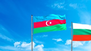 На мирна демонстрация пред посолството на Азербайджан в София представители