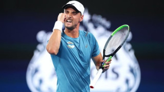 Димитър Кузманов започна с убедителна победа участието си в квалификациите