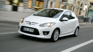 Mazda2- три врати и дизел  