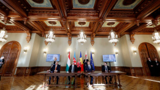 Лидерите на Азербайджан Грузия Румъния и Унгария подписаха в събота