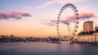 От близо 20 години Окото на Лондон The London Eye