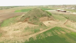 Археолози от Пловдив откриха монументална императорска гробница от Римската епоха