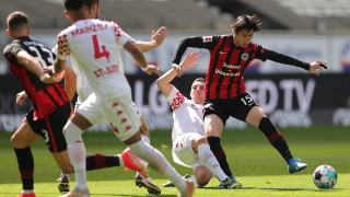 Айнтрахт Франкфурт допусна домакинска издънка срещу Майнц 05 а това