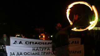 Целуването в подкрепа на Иракли не успя