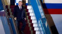 Путин кацна в Китай