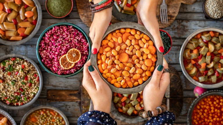 Започват Коледните пости - как да постим, без да гладуваме