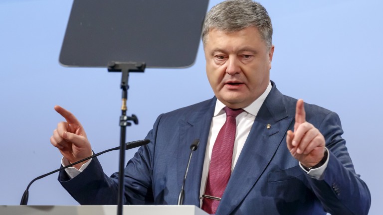 Президентът на Украйна Петро Порошенко призова НАТО и Европейския съюз