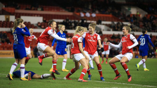 Дамското футболно първенство на Англия беше прекратено Състезанията в двете