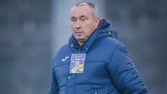 Станимир Стоилов нахокал играчите на Левски след фиаското срещу Славия