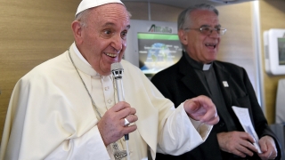 Светът е на прага на самоубийство, бие камбаната папата