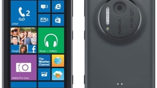 Nokia Lumia 1020 вече официално
