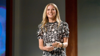 Гуинет Полтроу и Брад Фалчък се ожениха