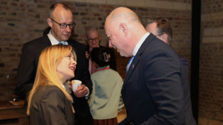 Премиерът в оставка Росен Желязков проведе разговор с италианския министър