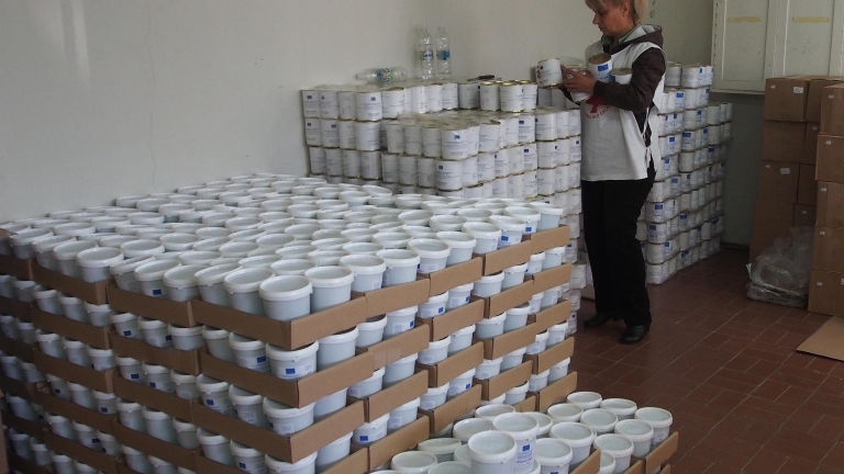 Българи в нужда получиха над 32 тона храни по европрограми