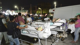 Жертвите от огромното земетресение което порази Мексико в четвъртък вечерта
