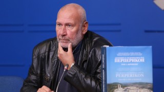 Историци и филолози от Национален кръг За Македония заминават спешно