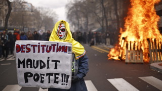 Проблемът със социализма е че приключва когато свършат парите на