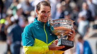 Мнозина тенис експерти биха казали че клеят е най тежката за