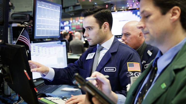 Американският фондов индекс Dow Jones постави нов рекорд, преодолявайки още