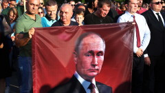 Стотици босненски сърби подкрепиха Додик с плакати на Путин