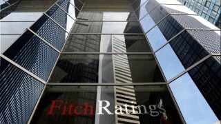 Международната рейтингова агенция Fitch понижи дългосрочните рейтинги на 20 руски