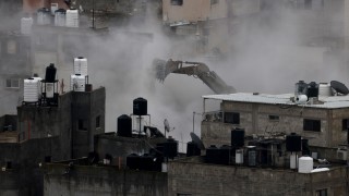 Незаконно строителство на Западния бряг - палестинци спрямо израелци 1/333