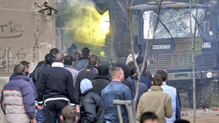 ООН евакуира полицейските сили от Косовска Митровица