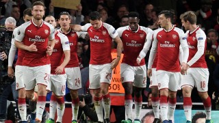 Арсенал е домакин на Уотфорд в двубой от програмата на 7 ия