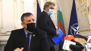 Каракачанов иска сериал за Раковски, уверен, че ще събере повече зрители от сапунки